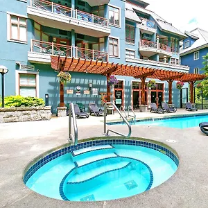  Apartment Alpenglow Queen Boho By Mva Canada